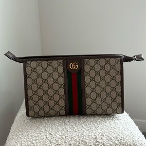 Gucci ophidia GG pouch